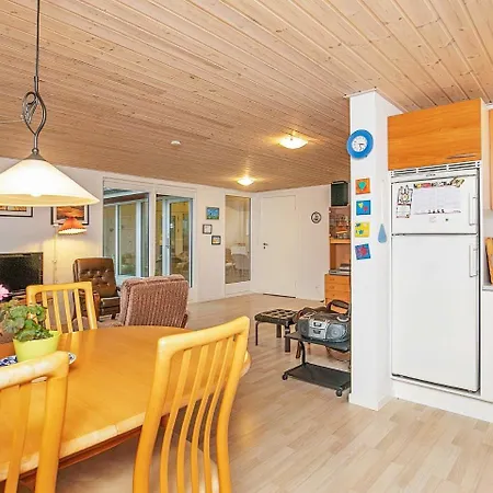 Two-bedroom Holiday In Hals 6 Holiday home Hou (Nordjylland)