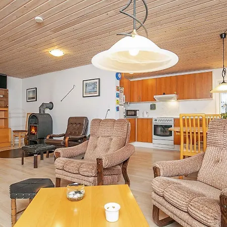 Two-bedroom Holiday In Hals 6 Holiday home Hou (Nordjylland)